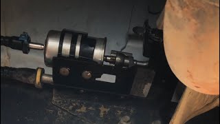 How to Replace FUEL FILTER on 2004-2008 Ford F-150 4.2L