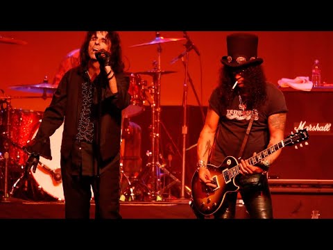 Alice Cooper feat Slash - School's Out - 2012