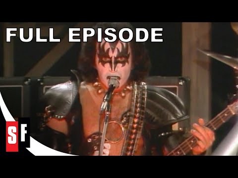 Fridays: Season 3 Episode 13: KISS | Full Episode