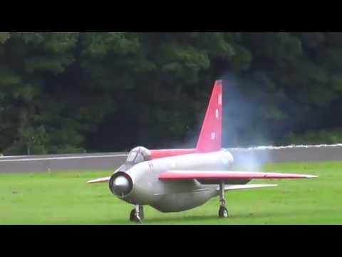 Giant 14 Scale RC Twin Turbin Jet