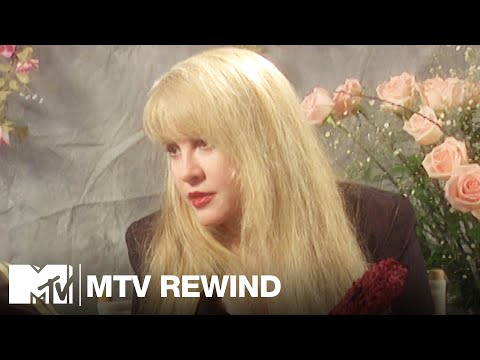 Stevie Nicks Gets Interviewed by Sandra Bernhard (1998) | MTV Rewind