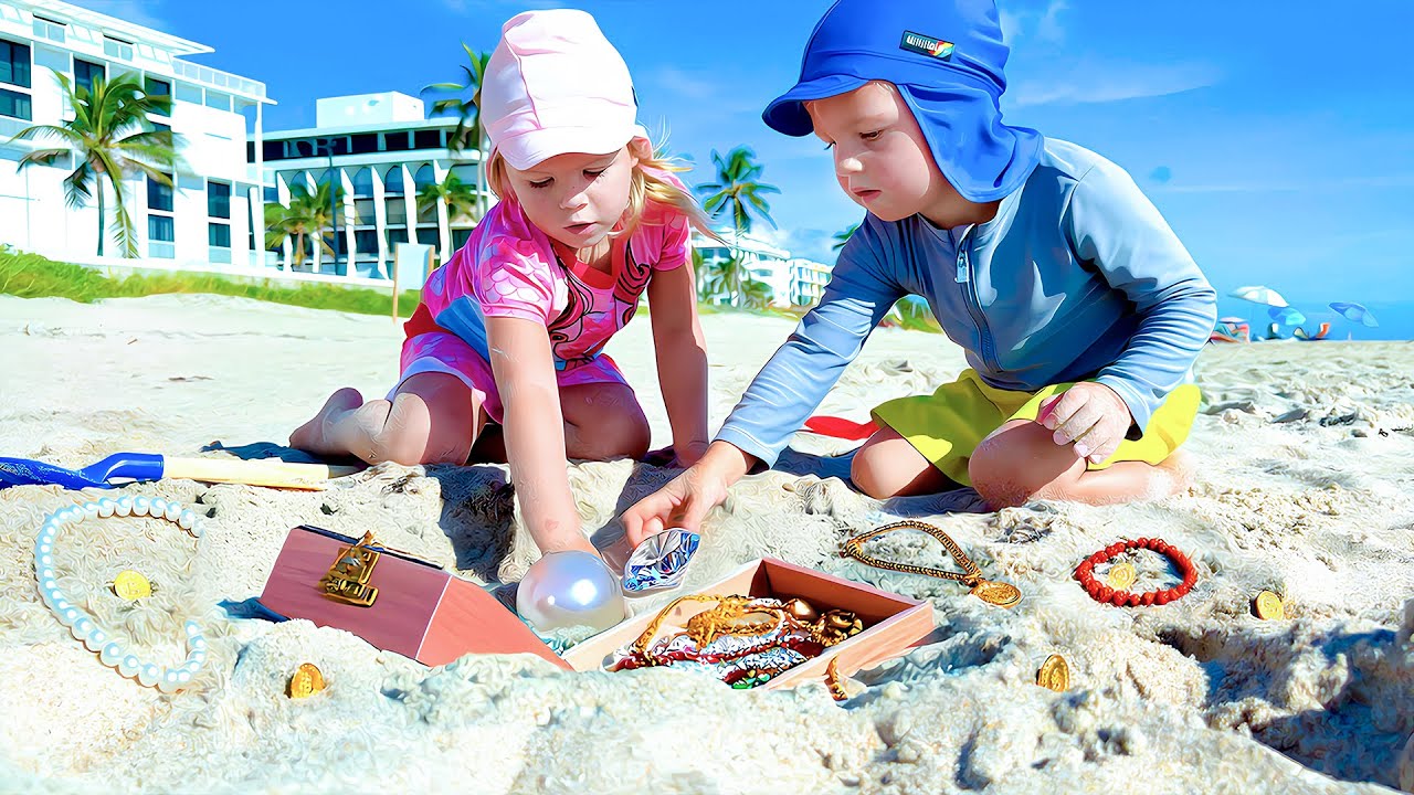 Naomi and David found treasure on the beach