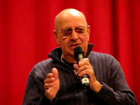 Joe Esposito Talks About The Beatles Meeting Elvis