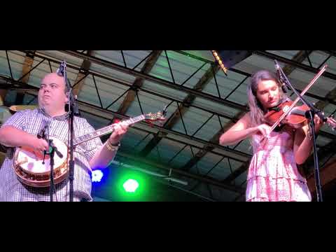 Sally Goodin' / Hammertowne with guest Ivy Phillips and David Barnett