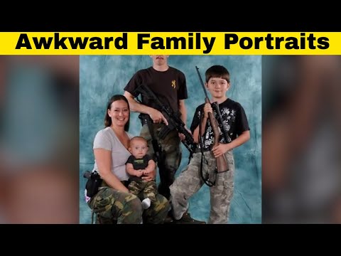 Hilariously Embarrassing and Awkward Family Portraits!