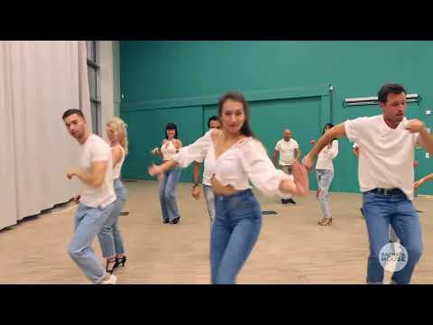 Jhonny Evidence - Desnuda - Bachata House (Dance)