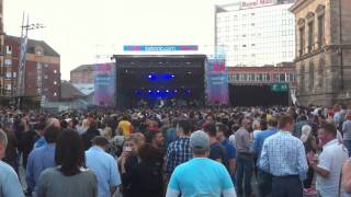 &quot;Undercover Lover&quot; Kids in Glass Houses Belsonic 2010