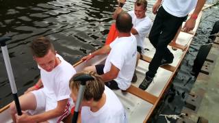 preview picture of video 'Drakenbootrace Kollum - Burum-city inschepen heat 3'