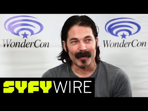 afbeelding Wynonna Earp Interview: Tim Rozon on Season 2 (WonderCon 2017) | SYFY WIRE