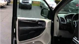 preview picture of video '2014 Chrysler Town & Country Used Cars Rochester NY'