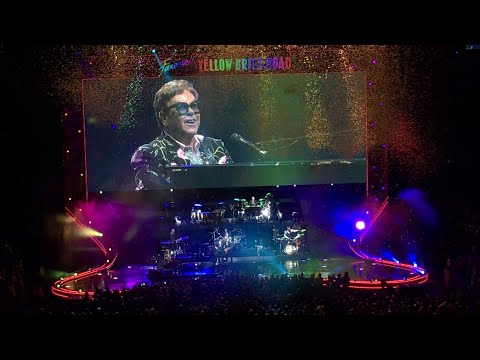 Elton John - Saturday Night’s Alright For Fighting (Toronto 1 2019)