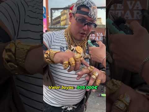 He wears a HOUSE around his neck 🥶💸