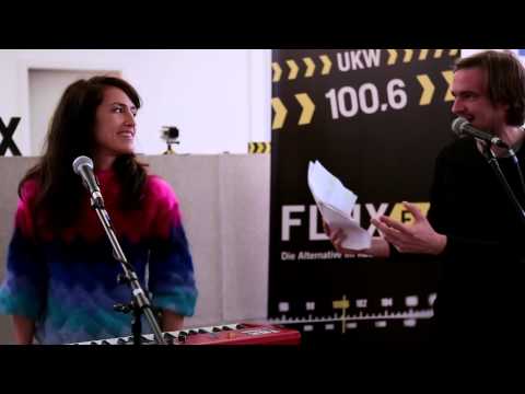 Joan As Police Woman // Interview @FluxFM // MorningShowcase