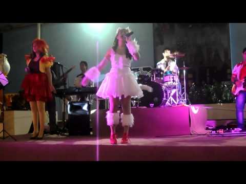 Palhaça Jujuba e Jujubanda - História de uma gata - Saltimbancos