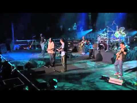 Vusi Sitting in w/ Dave Matthews Band on "Everyday"