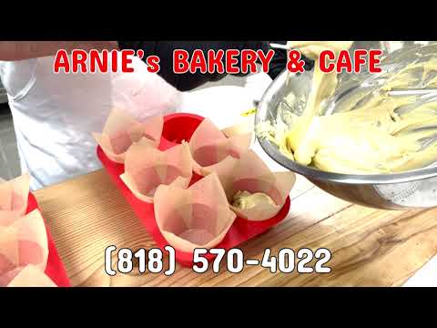 Indulge in LA's Finest – 🥐 Arnie's Bakery & Cafe ♨️ Awaits Your 🎀 Gracious Presence!