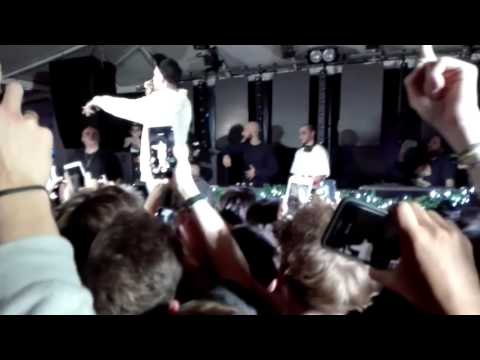 GEMITAIZ RISSA E INSULTI DURANTE IL LIVE