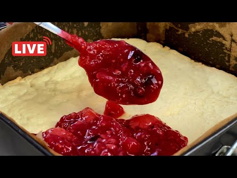 These bars are so fruity and buttery!  Raspberry and Strawberry bars !