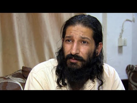 Deutsche Terrorkämpfer: Gefangen genommene IS-Männer berichten von ihrem Leben in Rakka | SPIEGEL TV