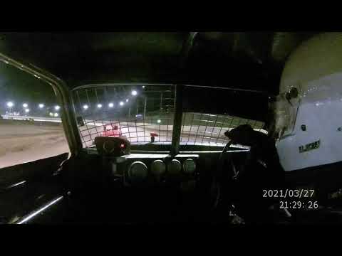 Maryborough - Nostalgia Sedans - 27 March 2021 - Feature Race - inCar with Eric Tasker