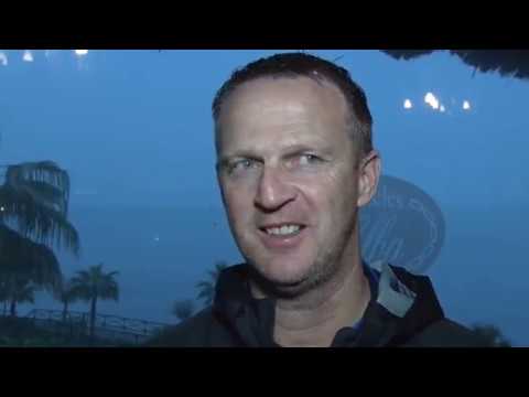 Van den Brom over verhuur Friday