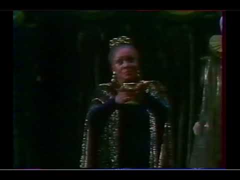 Shirley Verrett: Brindisi. Si colmi il calice. Finale act II. (Macbeth - Verdi) Paris, 1984.