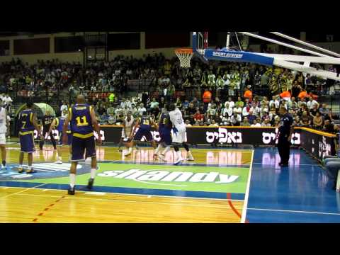 אשת טורס בני השרון-הפועל חולון 79-80 (3)