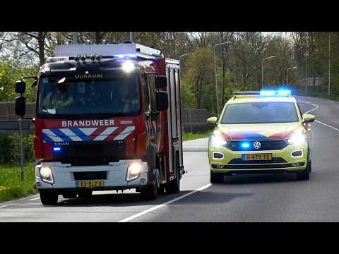 [Witte lampen] Brandweer Dokkum & OvD-G 02-805 met spoed naar meldingen in Aalsum & Ternaard