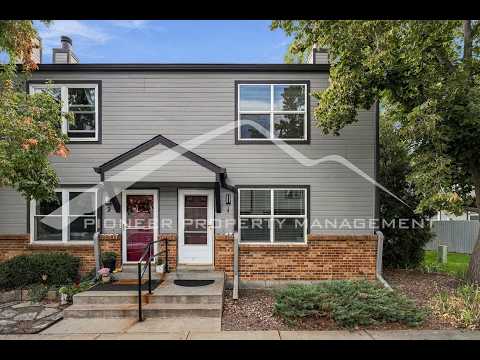 Gorgeous Townhouse with Central AC and Reserved Parking property video
