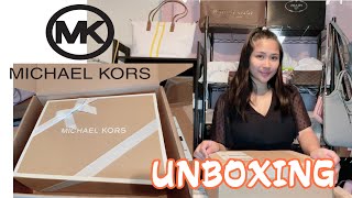 Unboxing Michael Kors  VIP