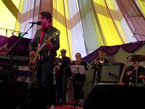 Christopher Rees - Morning Light. Live at Glastonbury Festival 2011