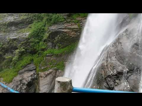 Jharna bhai jhardai aau... Beautiful Rupse jharna