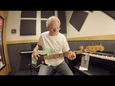 Squier Limited Edition Classic Vibe 70s P Bass