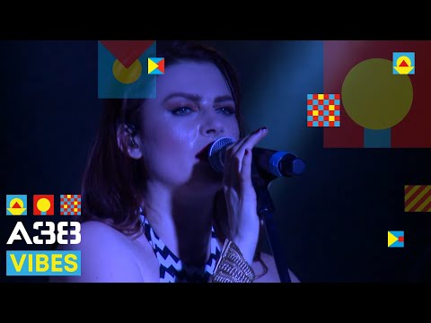 Nouvelle Vague - No one receiving // Live 2018 // A38 Vibes