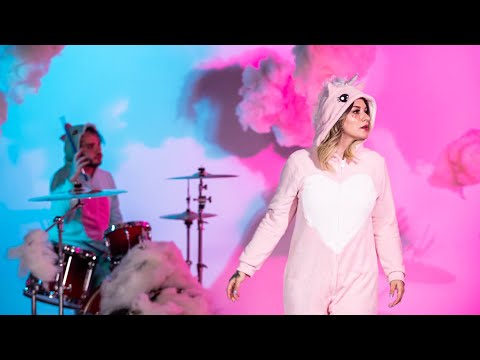 cloud in tears | piece of shhhh [OFFICIAL VIDEO]