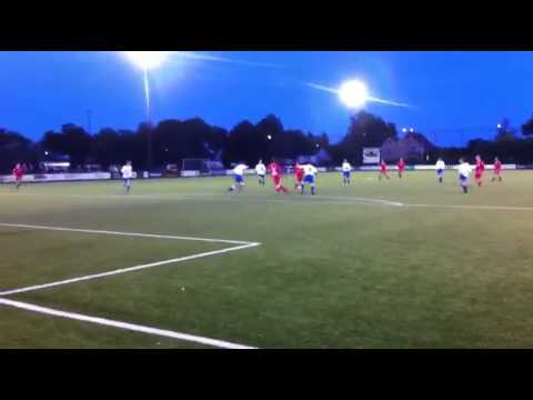 De 0-1 van Faisal Kaouass op aangeven van Ruben Rentenaar tijdens SVL - DOVO