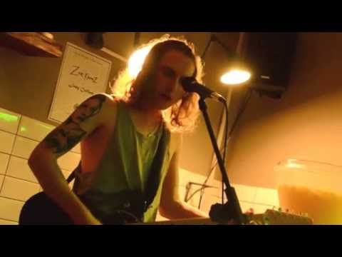 Joey Collins - Tangled Minds (live at Remon Coffee House)