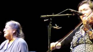 Bunch Of Thyme - Eliza Carthy and Norma Waterson