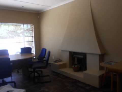 3.0 Bedroom House For Sale in Parkmore, Johannesburg, South Africa for ZAR R 2 750 000
