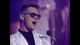 Madness - (Waiting for) The Ghost Train - TOTP - 13 11 1986