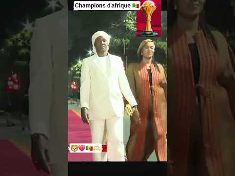 les deux premières dames Sénégalaises Marie khone faye et Absa FAYE 🫶🇸🇳🦁🏆