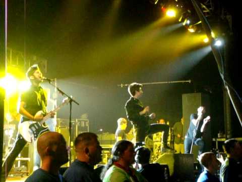 Billy Talent and Anti-Flag - Turn Your Back live at Reading Festival