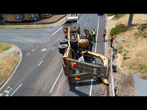 Top Extreme Dangerous Idiots in Excavator Compilation - Truck Fail Operator Skills - Crane Fail P8