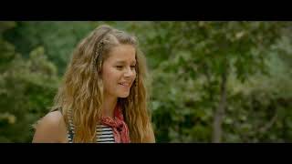 Çok uzak fazla yakın filmi full HD izle