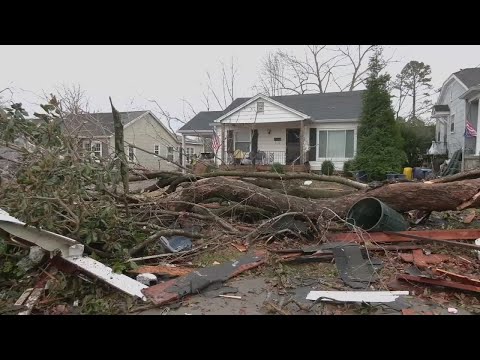 Storm leaves death and destruction in Bowling Green
