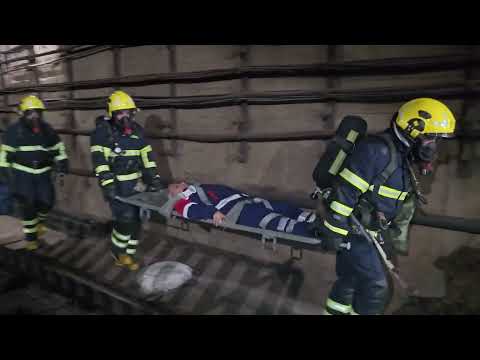 Fövqəladə Hallar Nazirliyi tərəfindən metroda təlim keçirilib