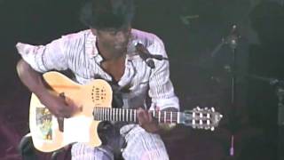 KEZIAH JONES - CURIOUS KINDA SUBCONSCIOUS - LIVE AT GRAND REX PARIS, FRANCE