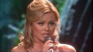 Katherine Jenkins and Fron Male Voice Choir - World In Union