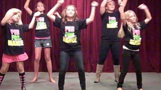Performance Club Kids Black Eyed Peas Flash Mob Dance!