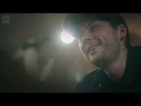 Kube & Mikael Gabriel kertovat biiffistään